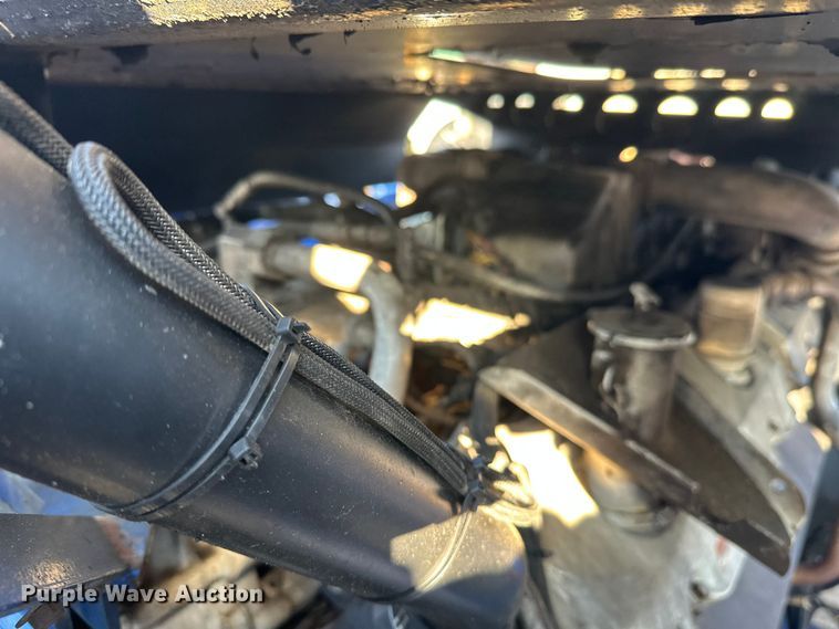 image for item FK1604 Peterson 6700B wood grinder