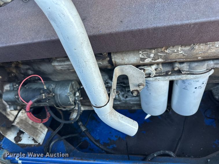 image for item FK1604 Peterson 6700B wood grinder