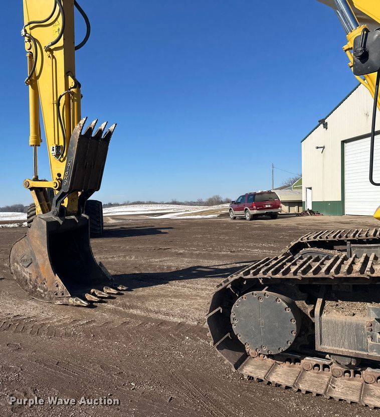 image for item FK1606 2014 Komatsu PC390LC-10 excavator