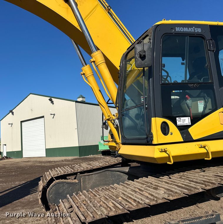 image for item FK1606 2014 Komatsu PC390LC-10 excavator