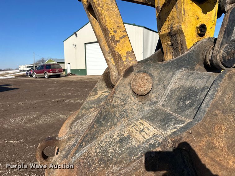 image for item FK1606 2014 Komatsu PC390LC-10 excavator