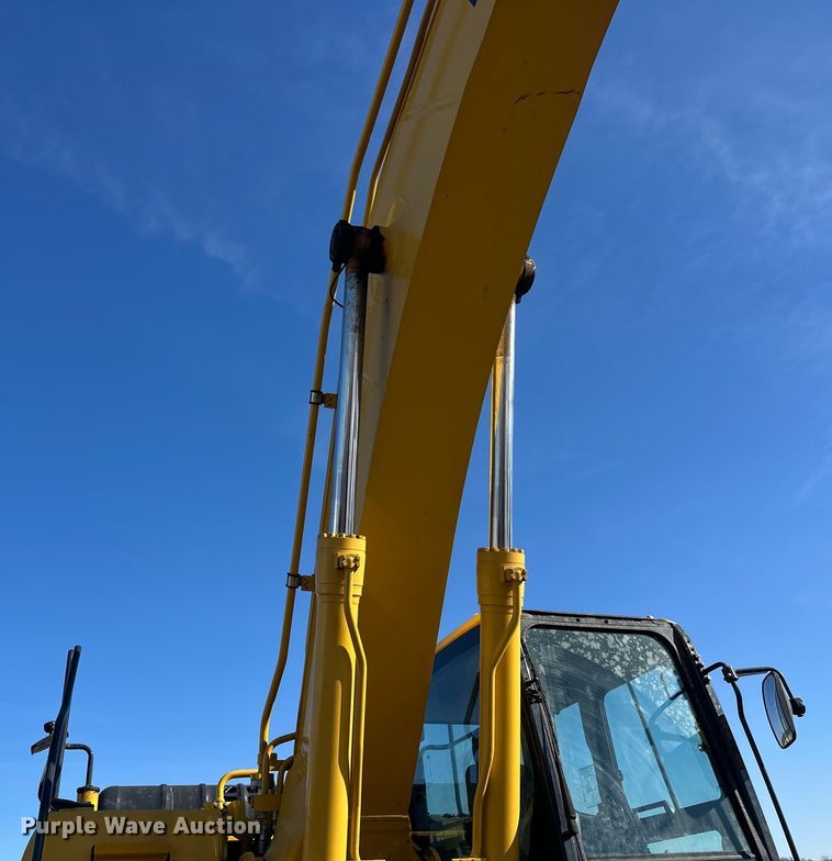 image for item FK1606 2014 Komatsu PC390LC-10 excavator