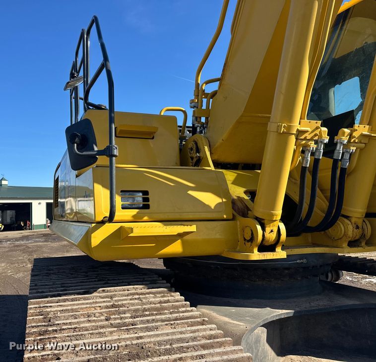 image for item FK1606 2014 Komatsu PC390LC-10 excavator