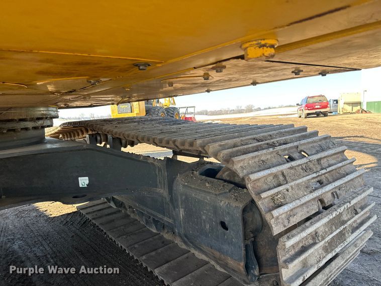 image for item FK1606 2014 Komatsu PC390LC-10 excavator