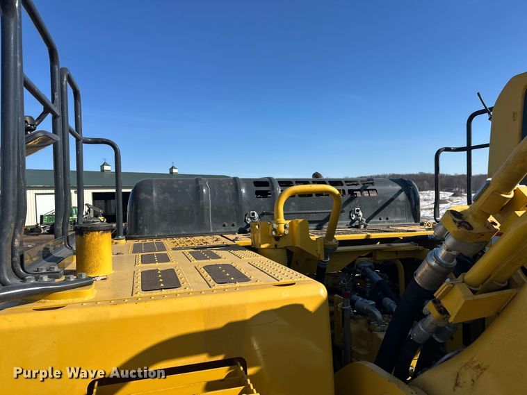 image for item FK1606 2014 Komatsu PC390LC-10 excavator