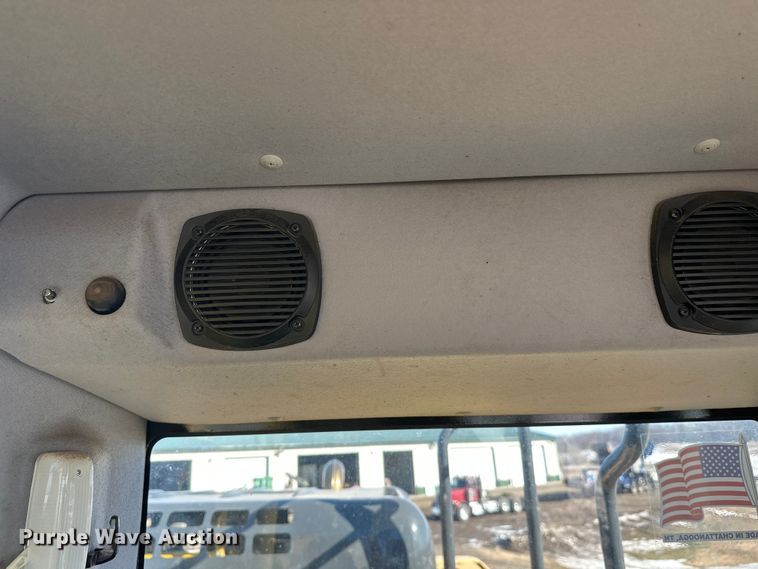 image for item FK1606 2014 Komatsu PC390LC-10 excavator