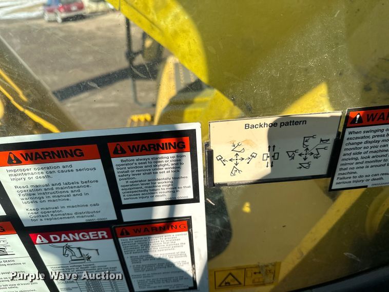 image for item FK1606 2014 Komatsu PC390LC-10 excavator