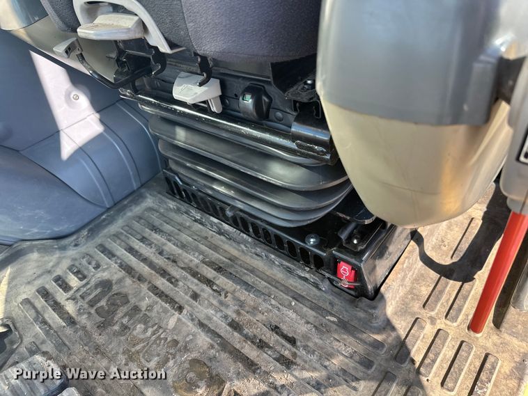 image for item FK1606 2014 Komatsu PC390LC-10 excavator