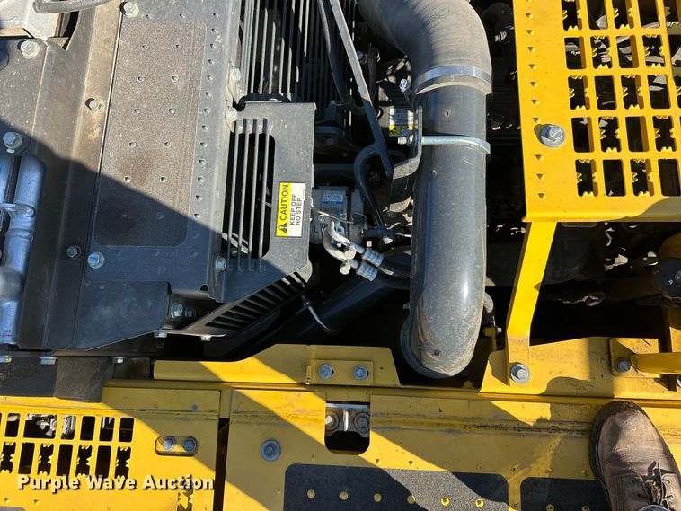 image for item FK1606 2014 Komatsu PC390LC-10 excavator