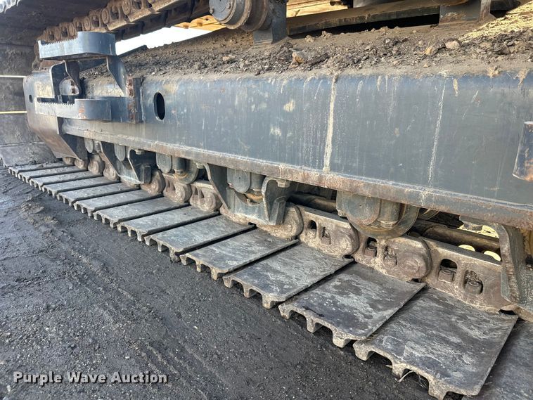 image for item FK1606 2014 Komatsu PC390LC-10 excavator