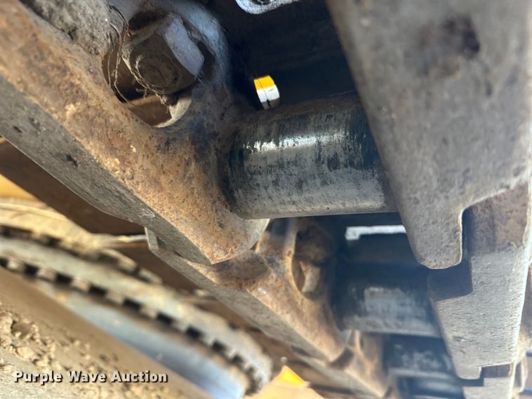 image for item FK1606 2014 Komatsu PC390LC-10 excavator