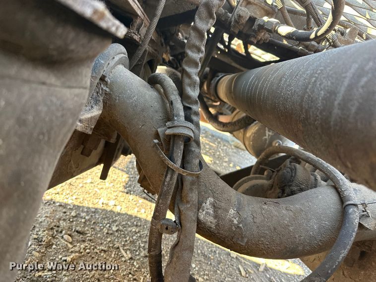 image for item FK1607 2003 Peterbilt 379 semi truck