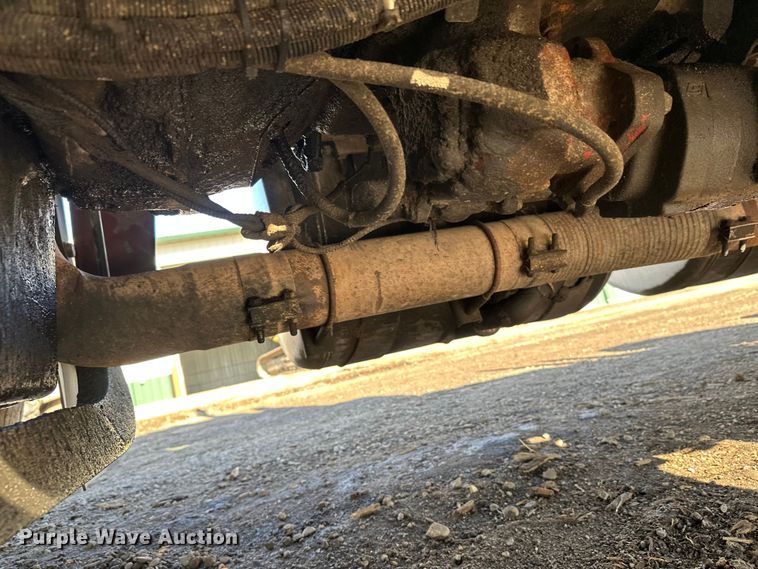 image for item FK1607 2003 Peterbilt 379 semi truck