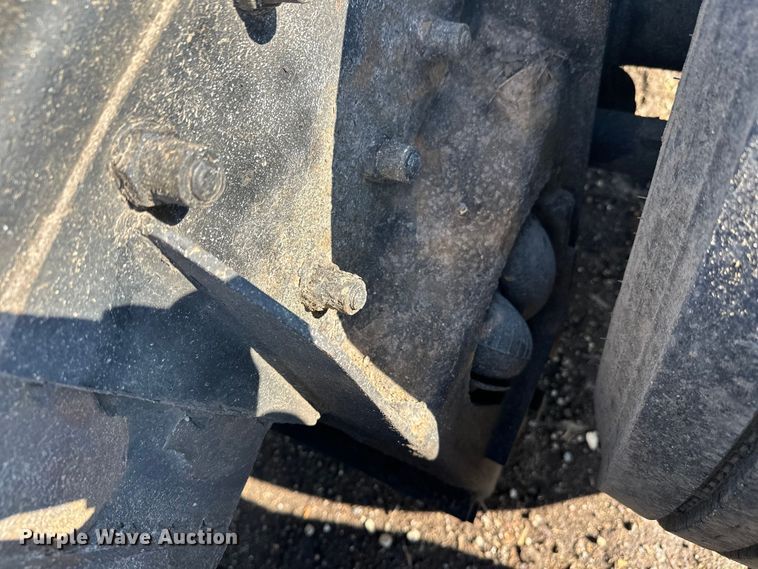 image for item FK1607 2003 Peterbilt 379 semi truck