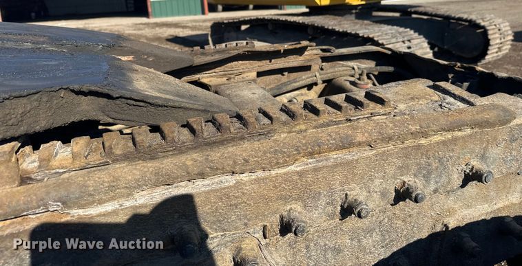 image for item FK1607 2003 Peterbilt 379 semi truck