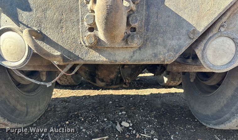 image for item FK1607 2003 Peterbilt 379 semi truck