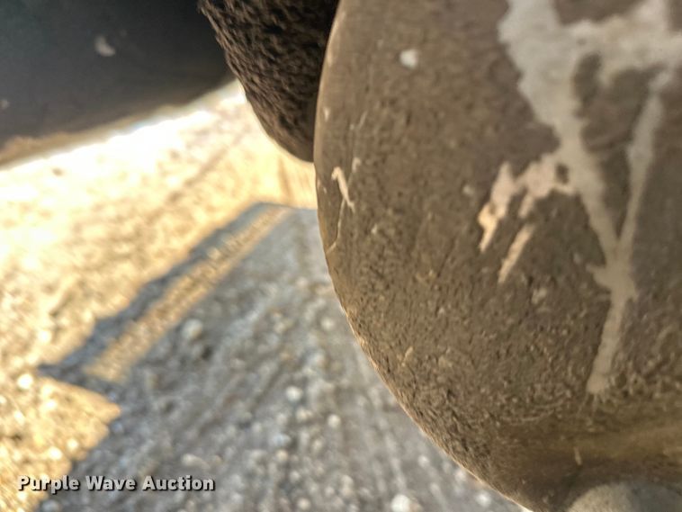 image for item FK1607 2003 Peterbilt 379 semi truck