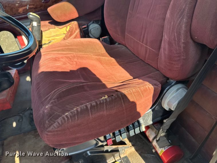 image for item FK1607 2003 Peterbilt 379 semi truck