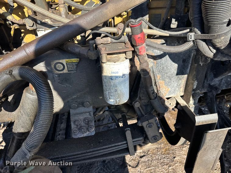 image for item FK1607 2003 Peterbilt 379 semi truck