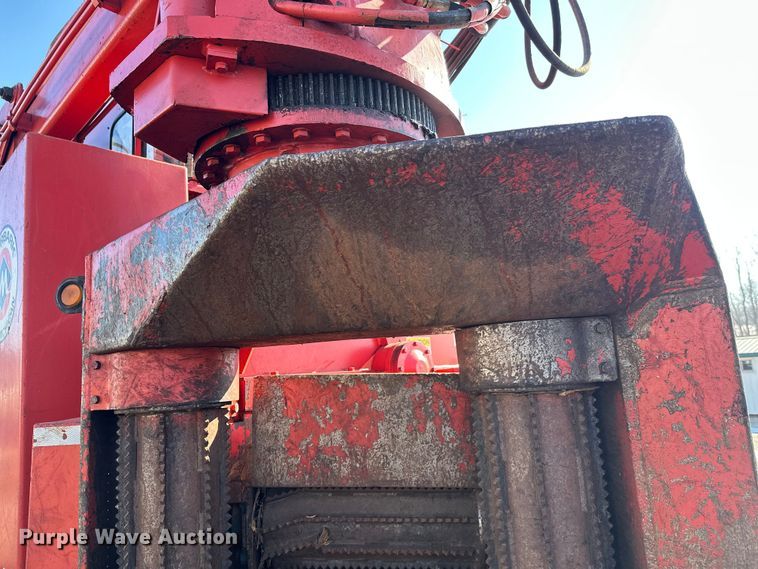 image for item FK1608 Morbark Model 20 chip harvester wood chipper