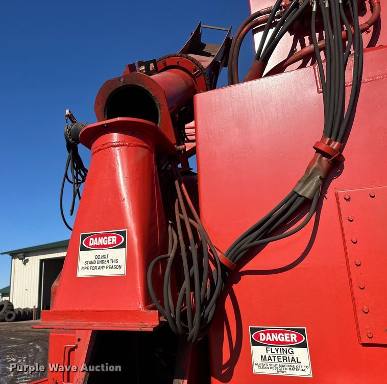 image for item FK1608 Morbark Model 20 chip harvester wood chipper