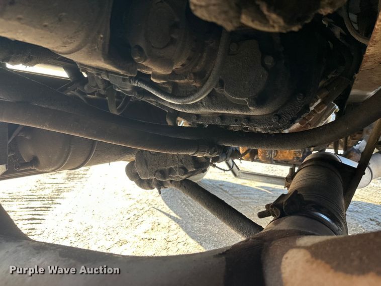 image for item FK1609 2000 Peterbilt 379 semi truck