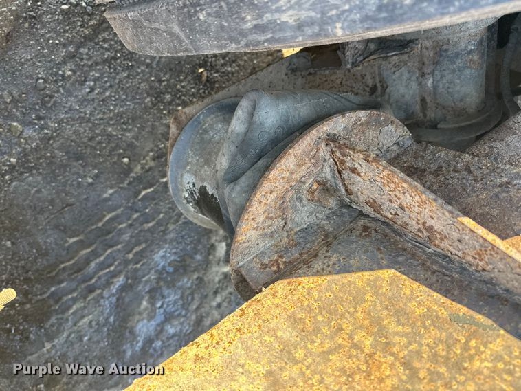 image for item FK1609 2000 Peterbilt 379 semi truck