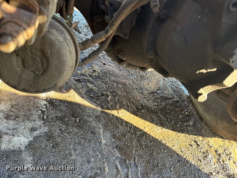 image for item FK1609 2000 Peterbilt 379 semi truck