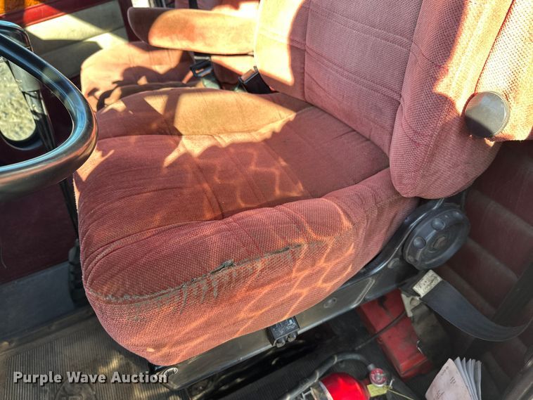 image for item FK1609 2000 Peterbilt 379 semi truck