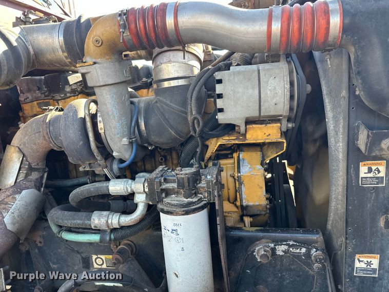 image for item FK1609 2000 Peterbilt 379 semi truck