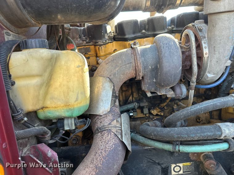 image for item FK1609 2000 Peterbilt 379 semi truck