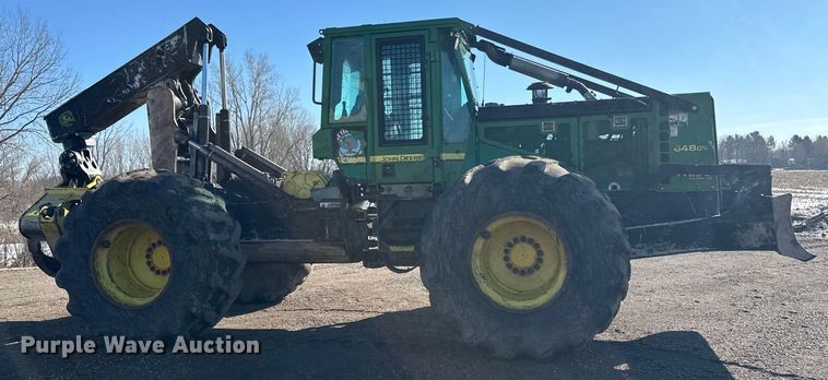 image for item FK1610 2006 John Deere 648GIII skidder