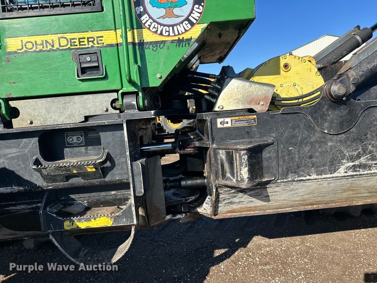 image for item FK1610 2006 John Deere 648GIII skidder