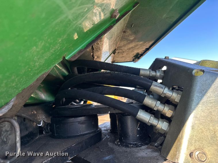 image for item FK1610 2006 John Deere 648GIII skidder