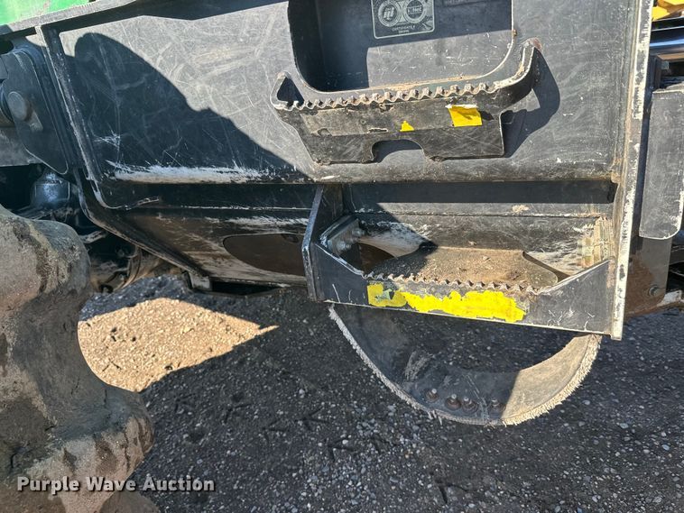 image for item FK1610 2006 John Deere 648GIII skidder