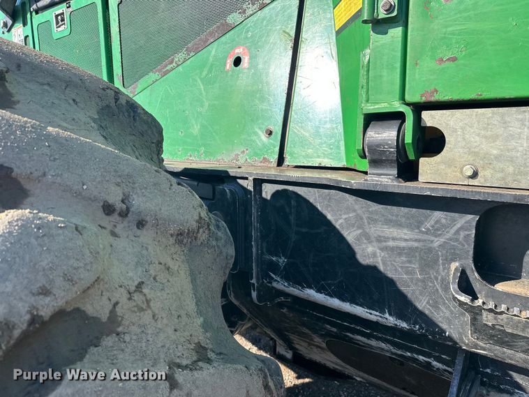 image for item FK1610 2006 John Deere 648GIII skidder