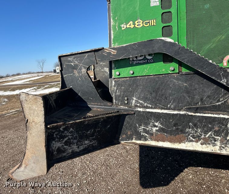 image for item FK1610 2006 John Deere 648GIII skidder