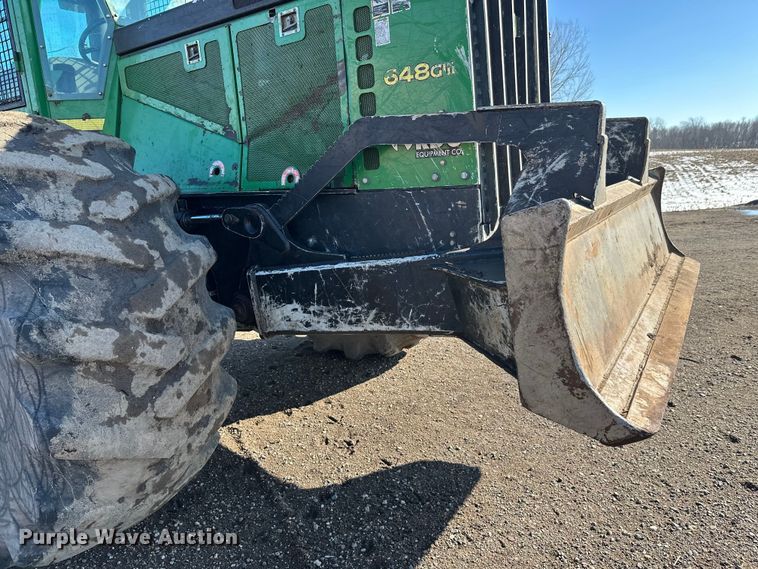 image for item FK1610 2006 John Deere 648GIII skidder