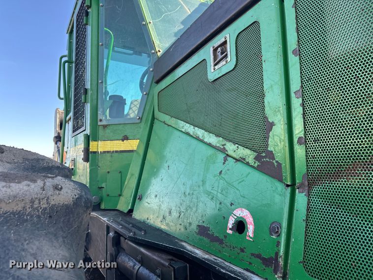 image for item FK1610 2006 John Deere 648GIII skidder