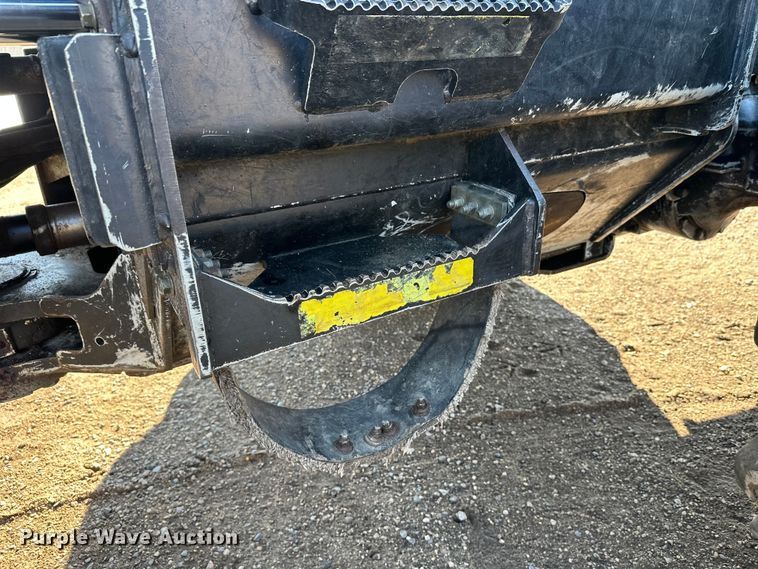 image for item FK1610 2006 John Deere 648GIII skidder