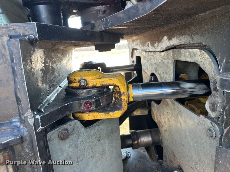 image for item FK1610 2006 John Deere 648GIII skidder