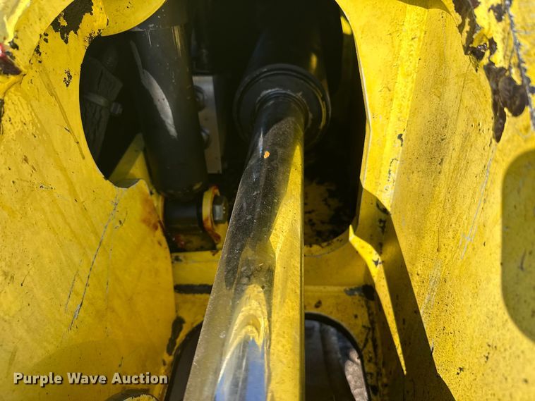 image for item FK1610 2006 John Deere 648GIII skidder