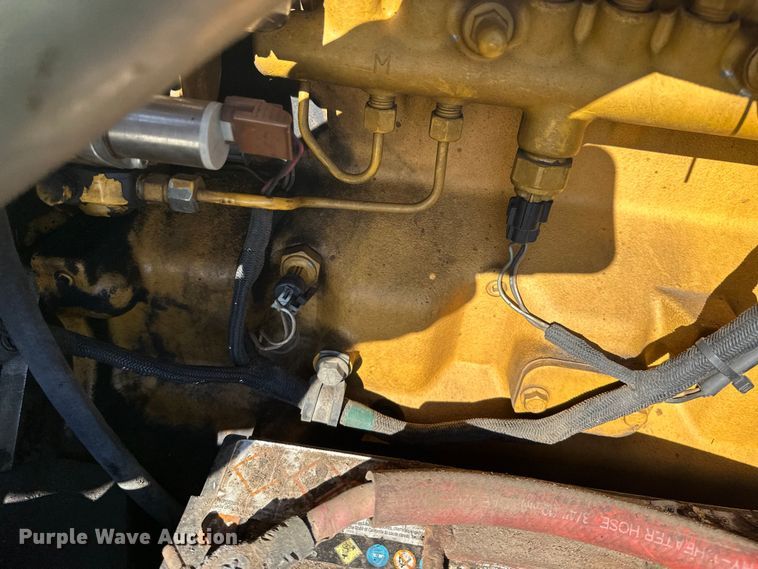 image for item FK1610 2006 John Deere 648GIII skidder