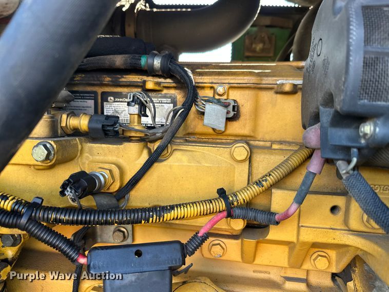 image for item FK1610 2006 John Deere 648GIII skidder