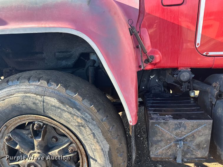 image for item FK1612 1988 Mack RD688SX dump truck