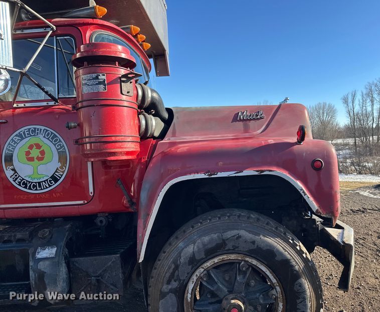 image for item FK1612 1988 Mack RD688SX dump truck