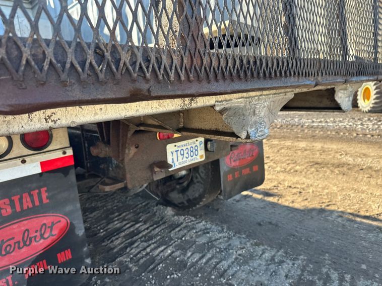 image for item FK1612 1988 Mack RD688SX dump truck