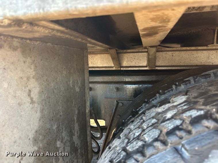 image for item FK1612 1988 Mack RD688SX dump truck