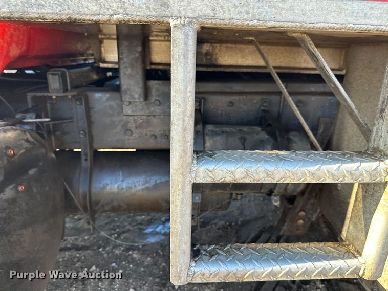 image for item FK1612 1988 Mack RD688SX dump truck