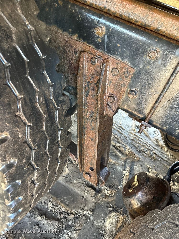 image for item FK1612 1988 Mack RD688SX dump truck